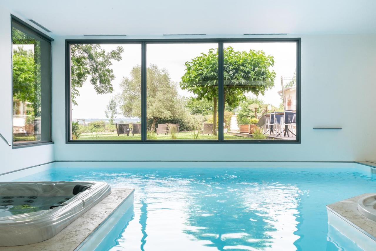 Le Pavillon Du Chateau, Hotel & Spa 勒韦 外观 照片