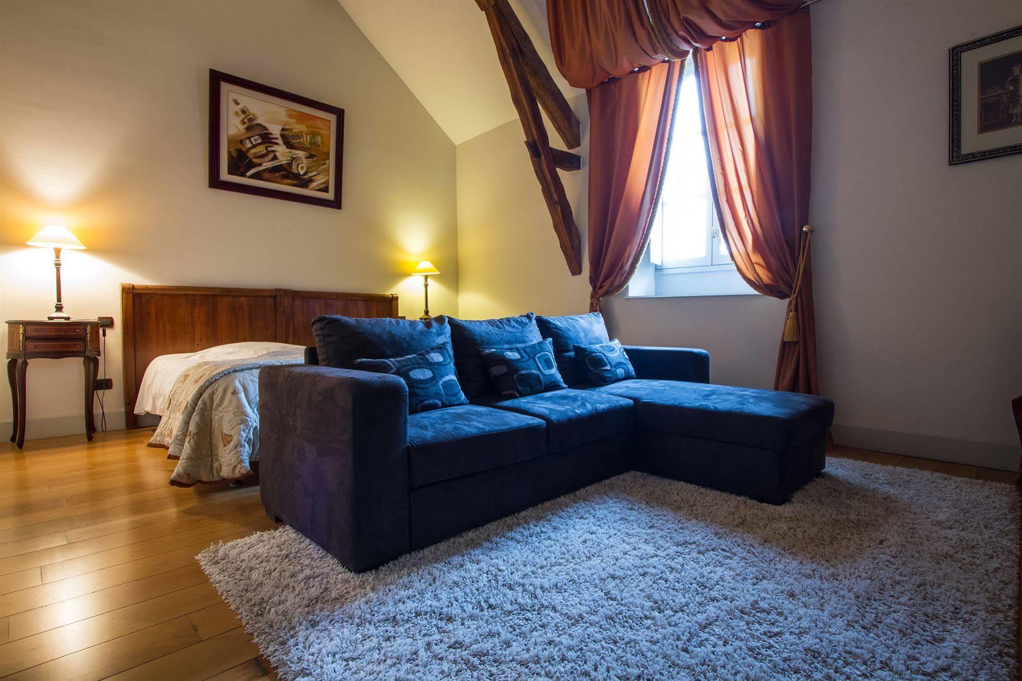 Le Pavillon Du Chateau, Hotel & Spa 勒韦 外观 照片